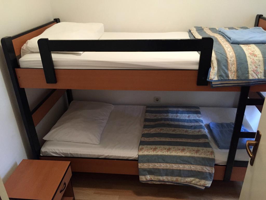 Aqua Family Apartments Каригадор Екстериор снимка